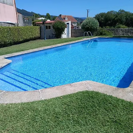 アパート Casa De Treboles Camos (Galicia)